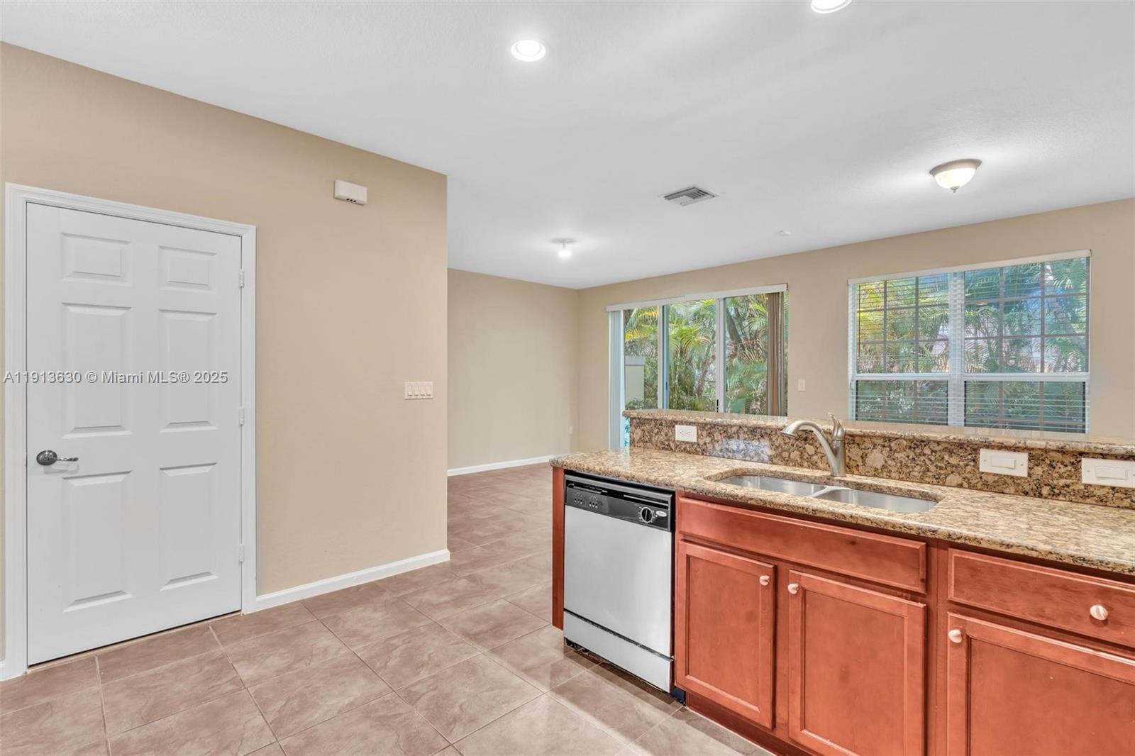 3226 NW 31st Ter, Oakland Park FL 33309