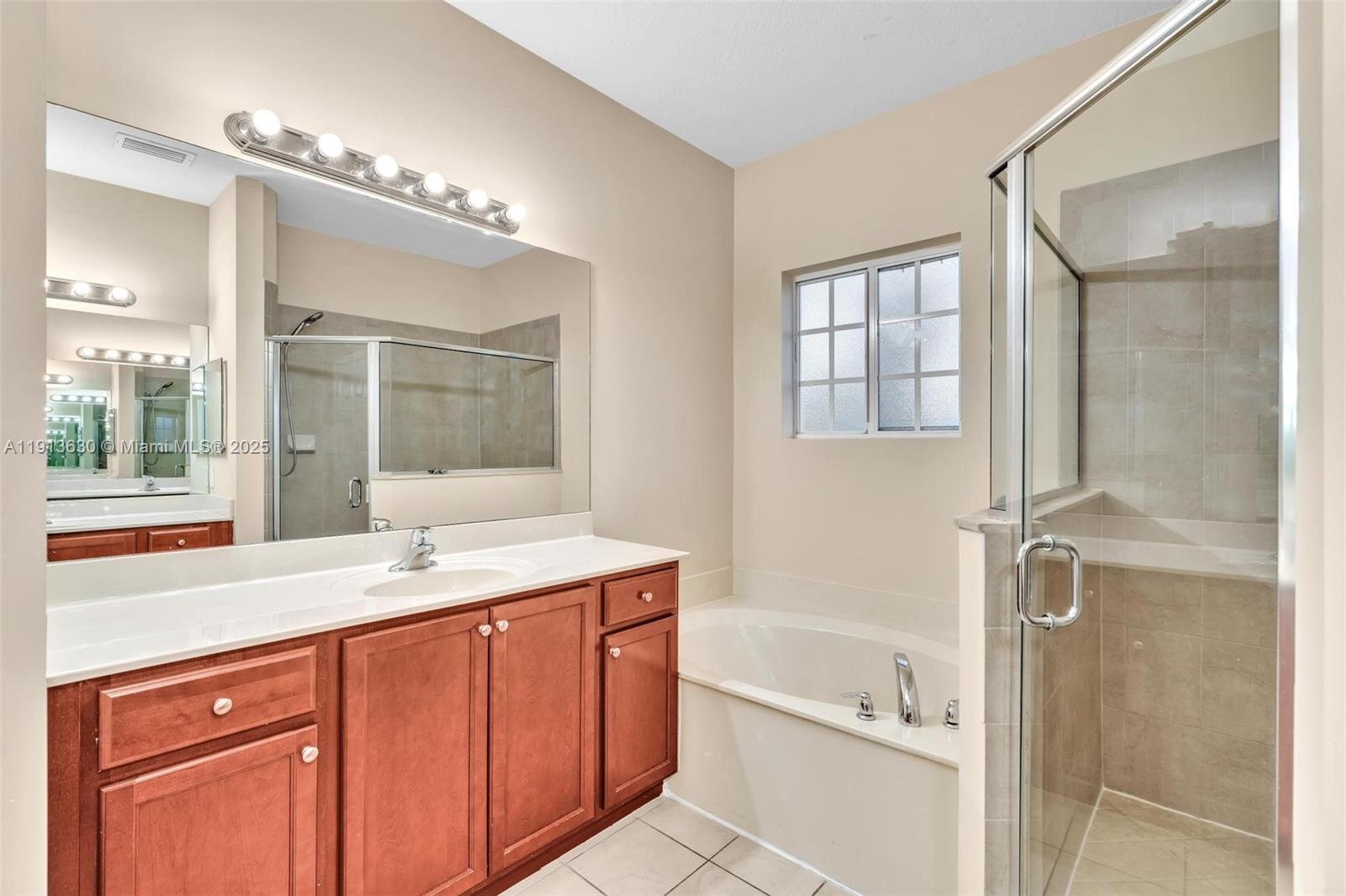 3226 NW 31st Ter, Oakland Park FL 33309