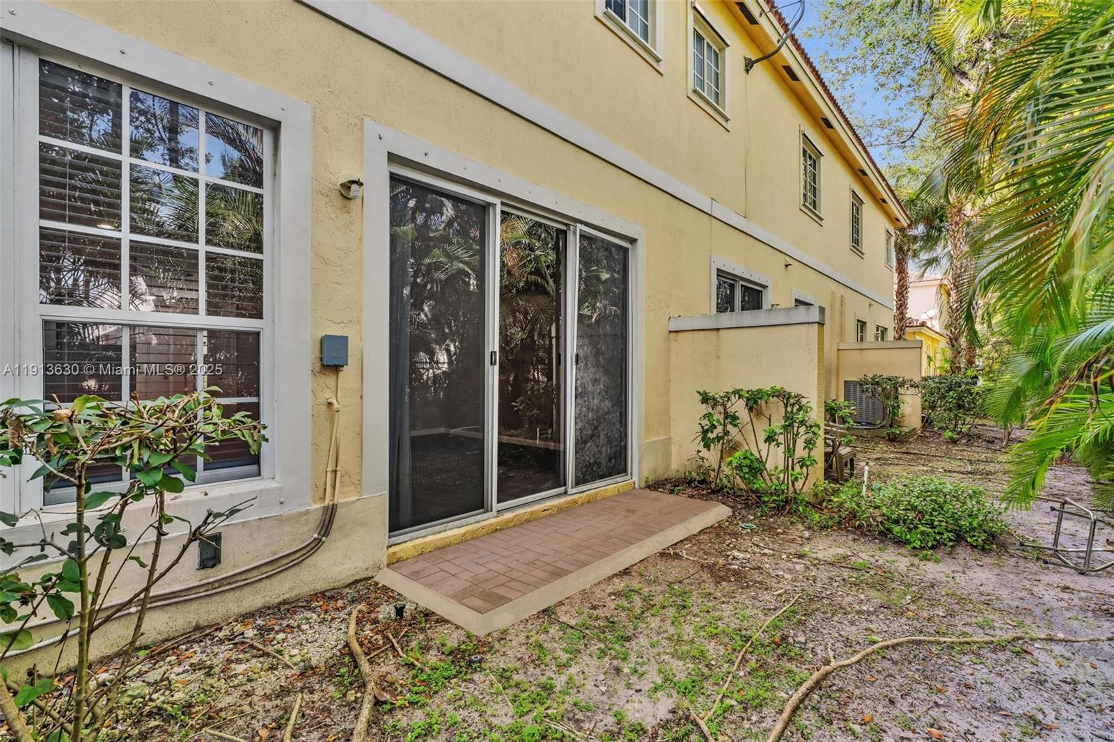 3226 NW 31st Ter, Oakland Park FL 33309