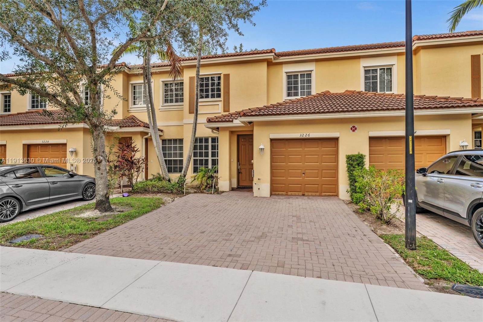 3226 NW 31st Ter, Oakland Park FL 33309