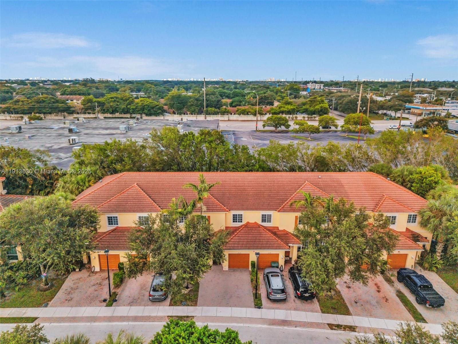 3226 NW 31st Ter, Oakland Park FL 33309