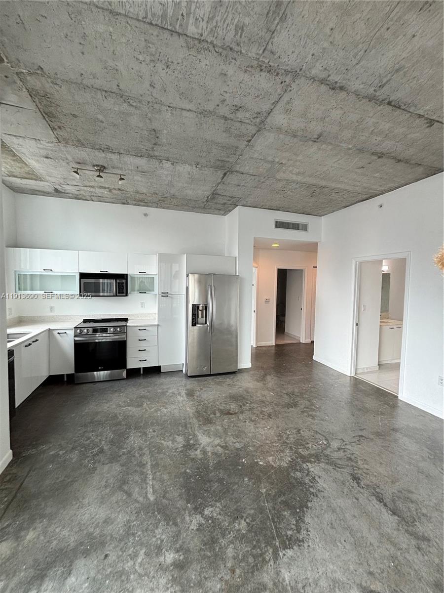133 NE 2nd Ave #1519, Miami FL 33132