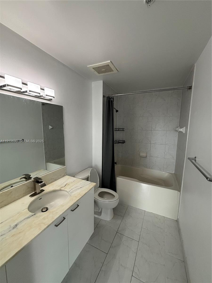 133 NE 2nd Ave #1519, Miami FL 33132