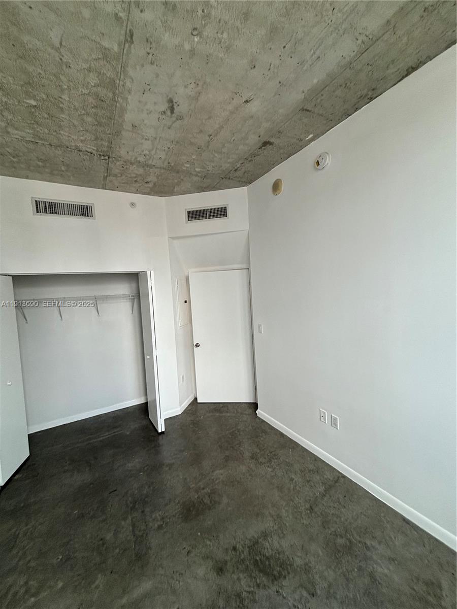 133 NE 2nd Ave #1519, Miami FL 33132