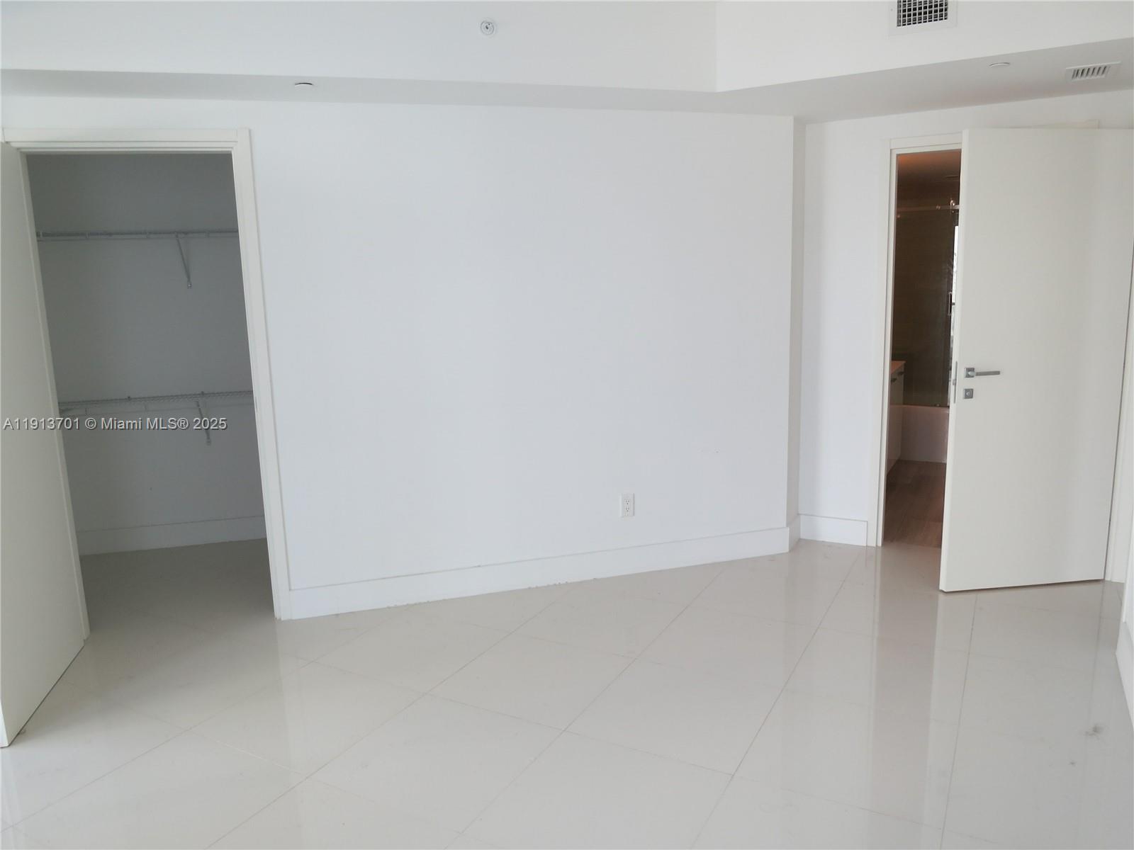1300 BRICKELL BAY DR #1110, Miami FL 33131
