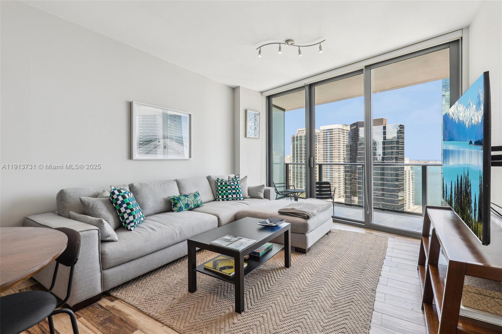 1300 S Miami Ave #2404, Miami FL 33130