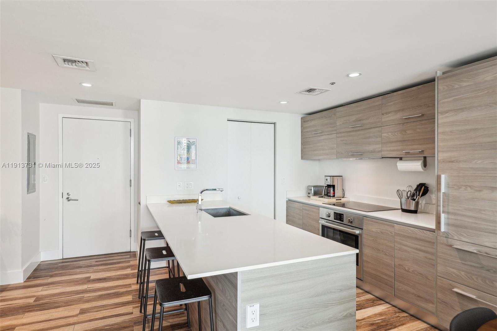 1300 S Miami Ave #2404, Miami FL 33130