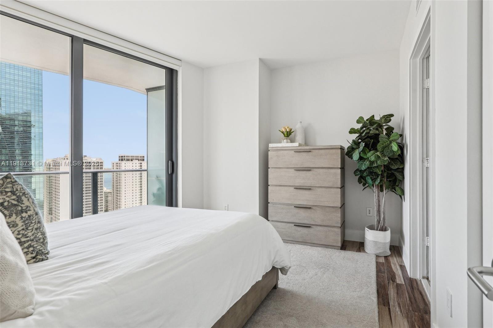 1300 S Miami Ave #2404, Miami FL 33130