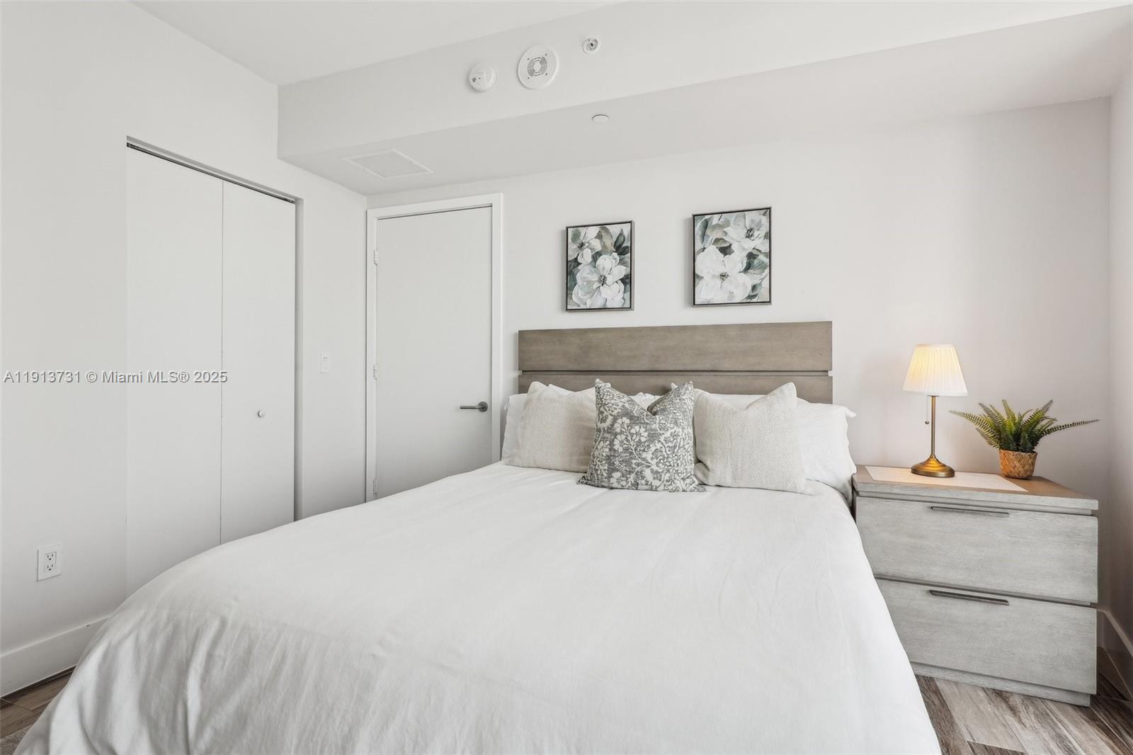 1300 S Miami Ave #2404, Miami FL 33130