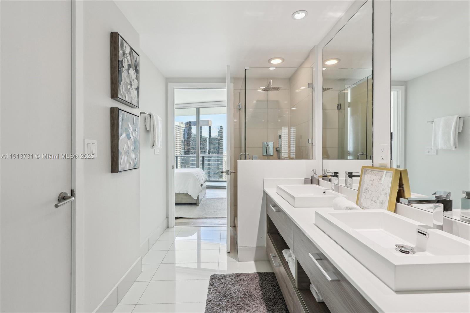 1300 S Miami Ave #2404, Miami FL 33130