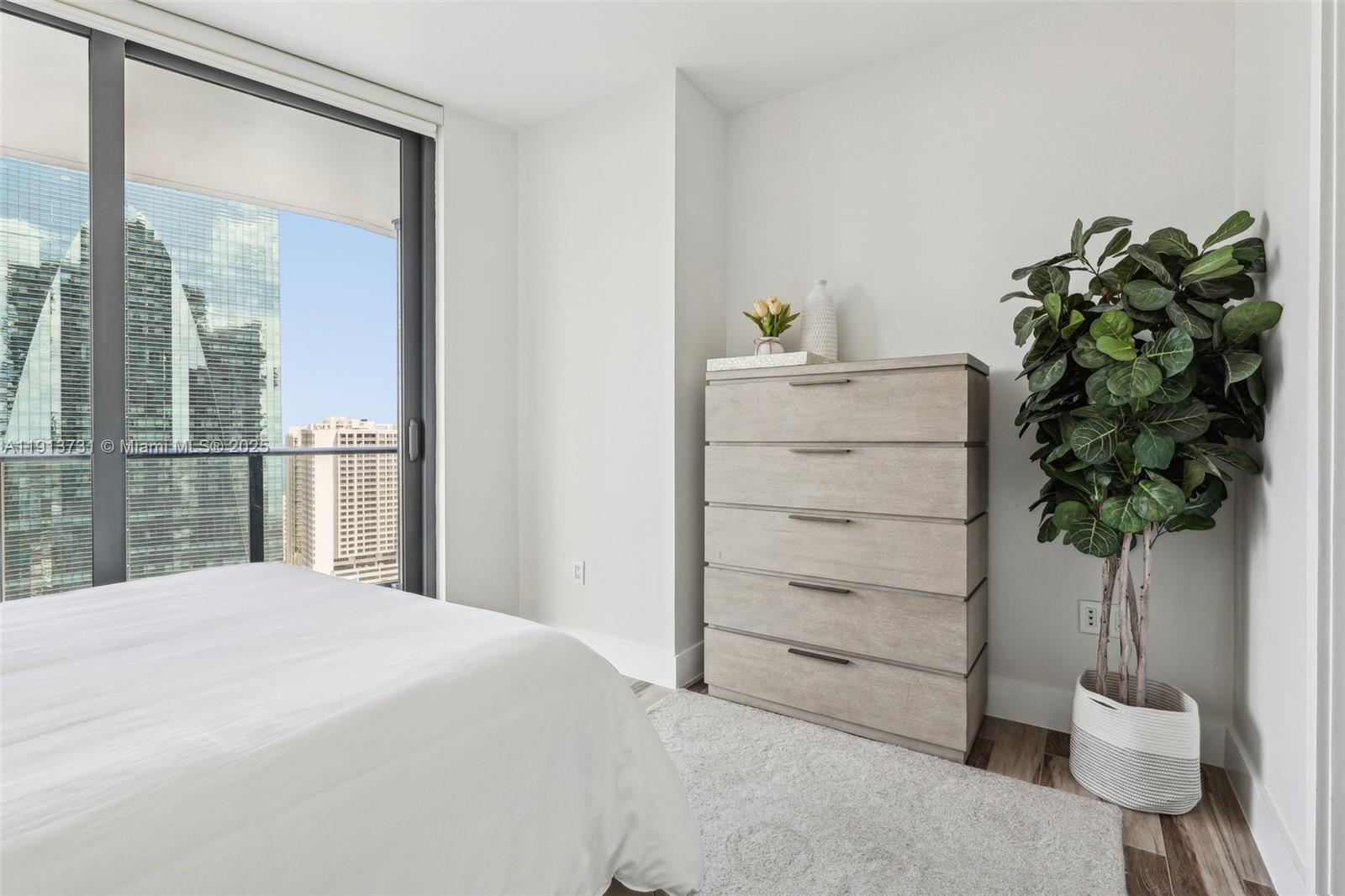 1300 S Miami Ave #2404, Miami FL 33130