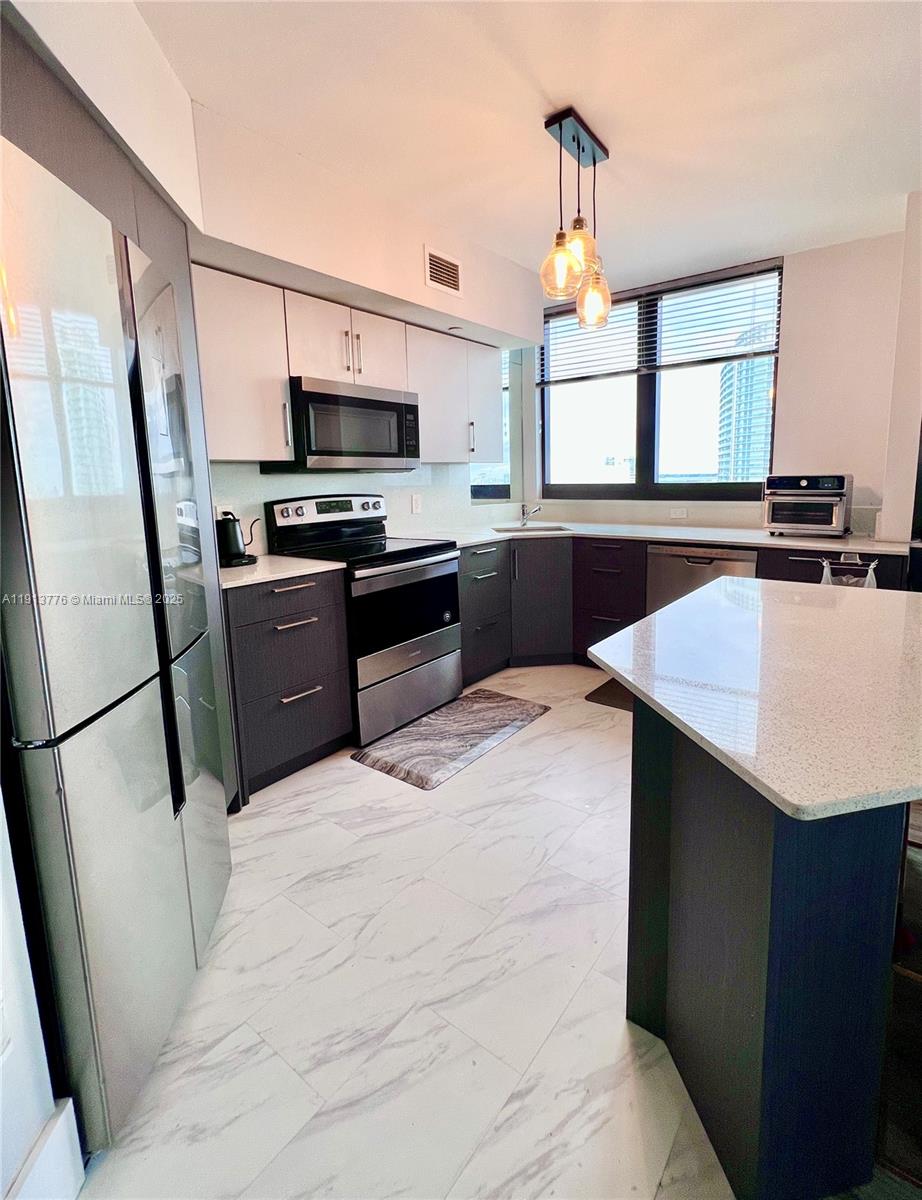 1330 West Ave #1807, Miami Beach FL 33139