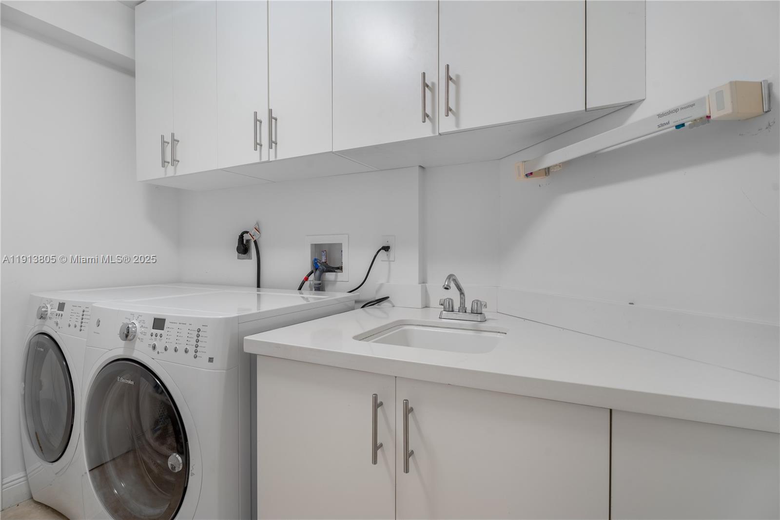 2600 Island Blvd #1605, Aventura FL 33160