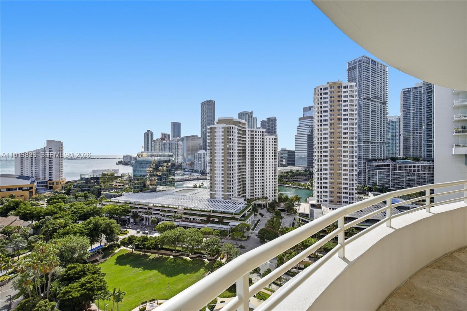 888 Brickell Key Dr #1903, Miami FL 33131