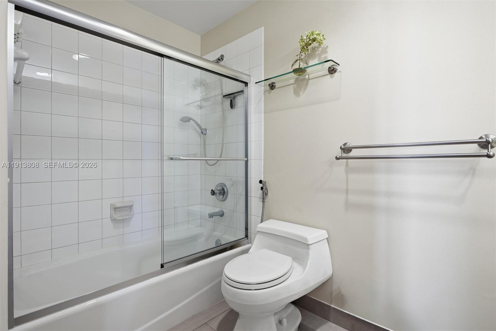 888 Brickell Key Dr #1903, Miami FL 33131