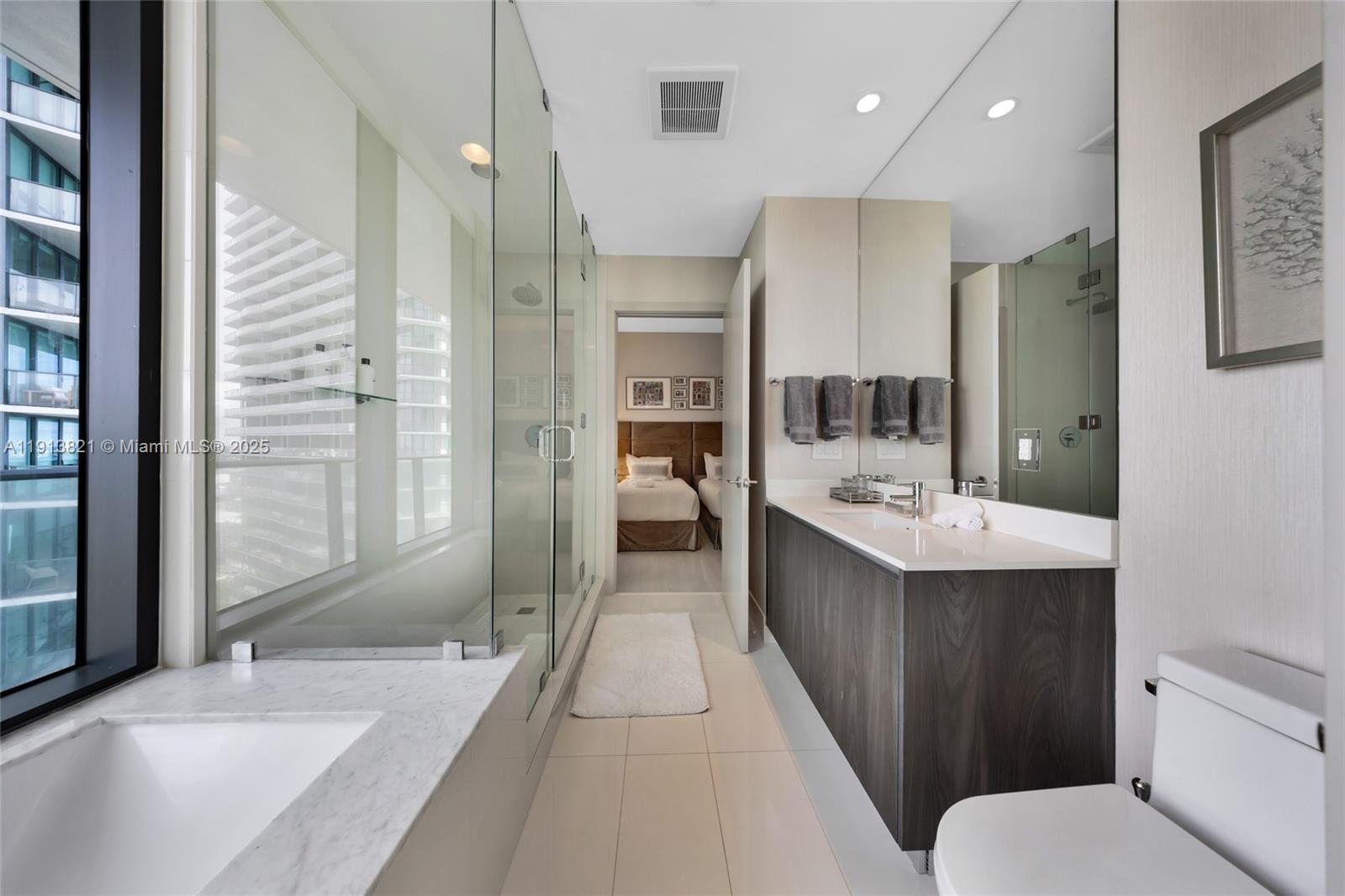 480 NE 31st St #2807, Miami FL 33137