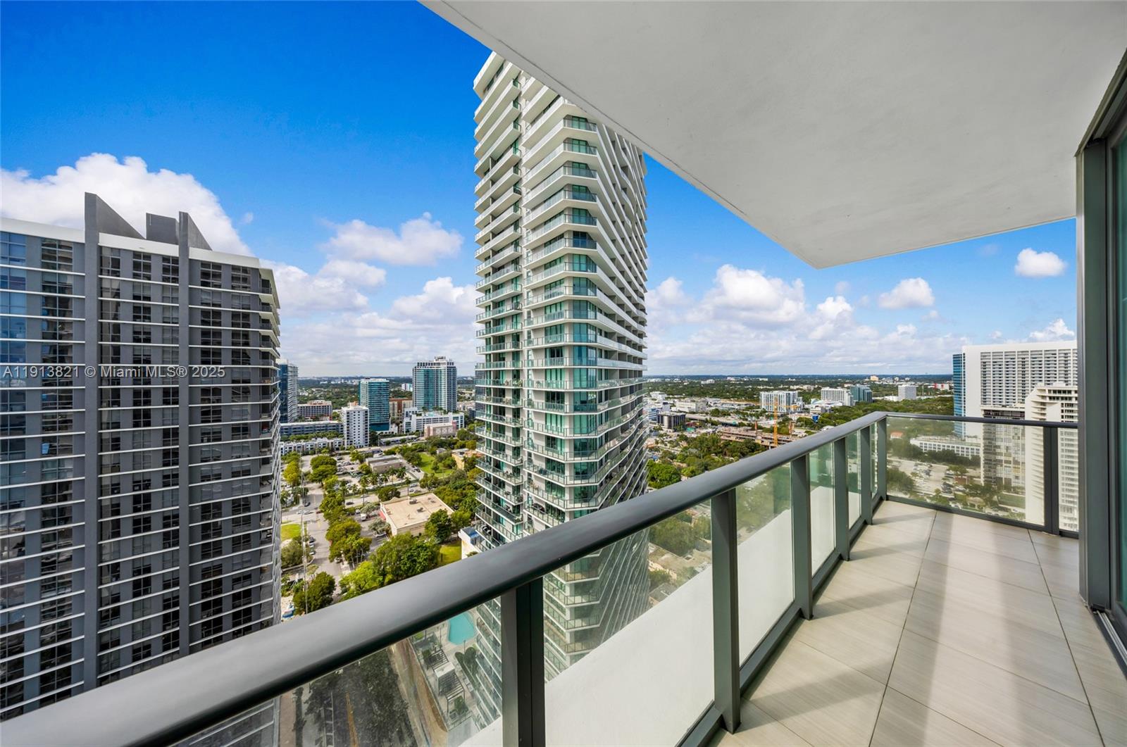 480 NE 31st St #2807, Miami FL 33137