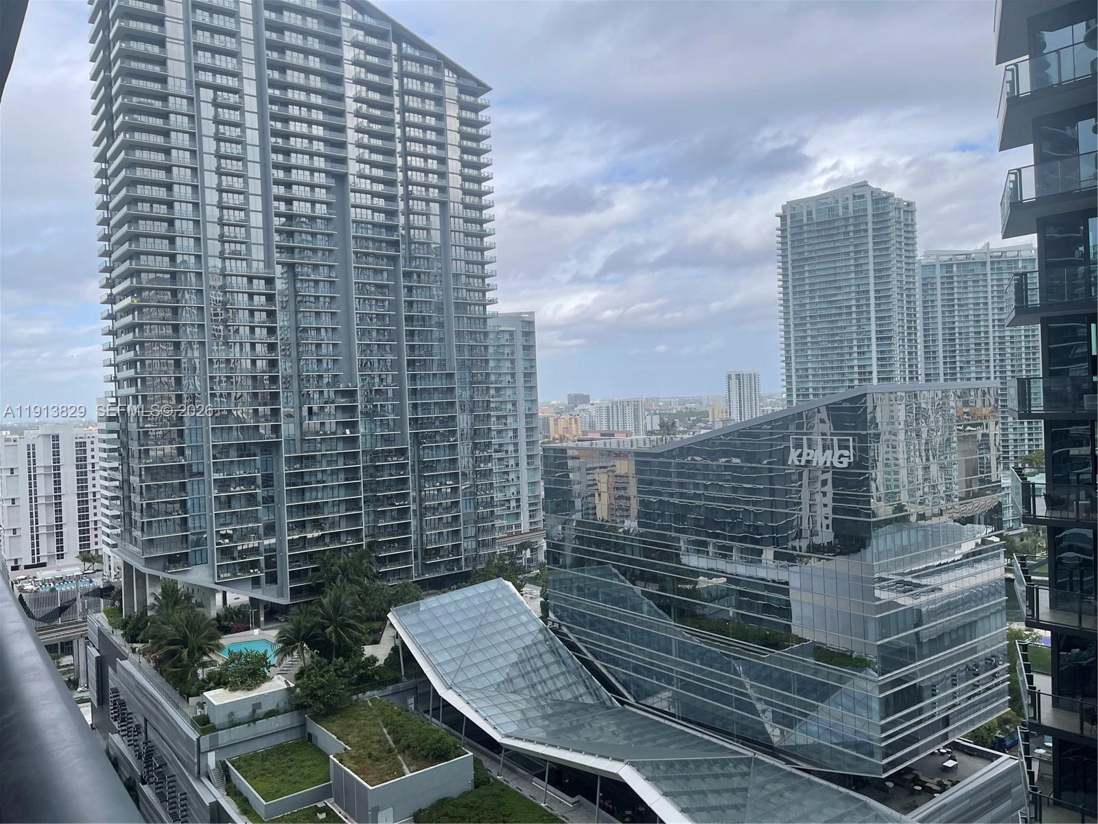 801 S Miami Ave #2207, Miami FL 33130