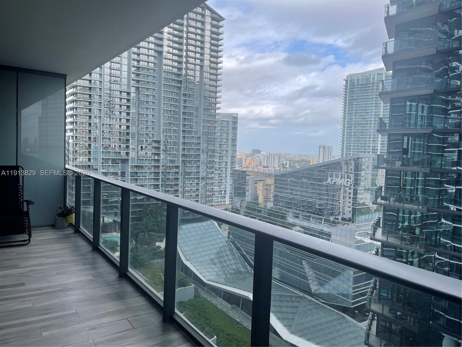 801 S Miami Ave #2207, Miami FL 33130