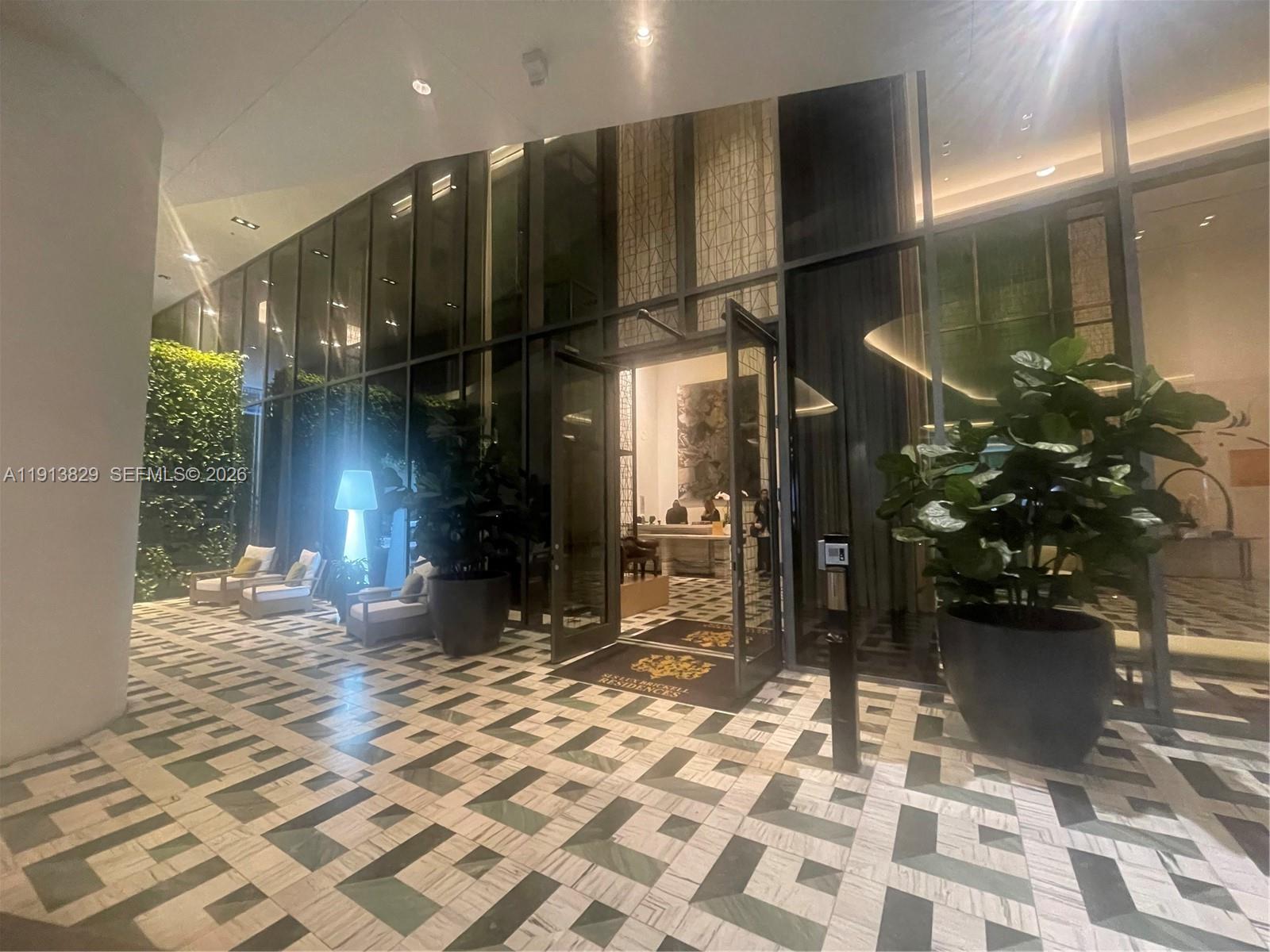 801 S Miami Ave #2207, Miami FL 33130