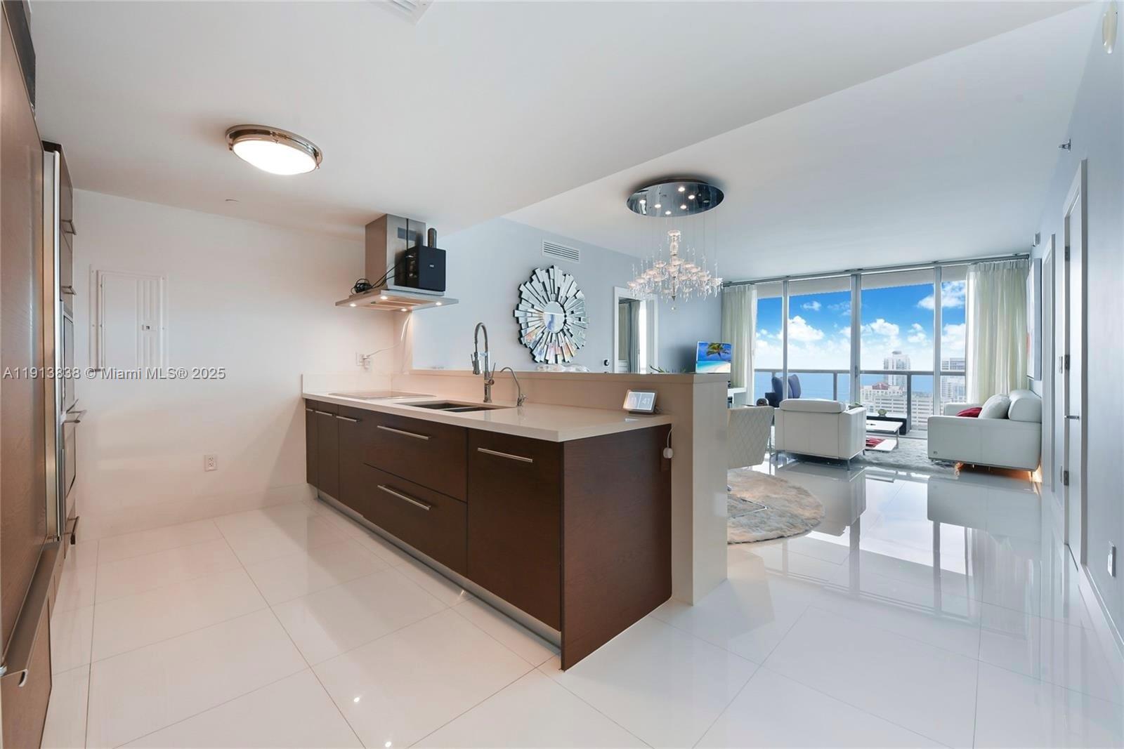 495 Brickell Ave #4505, Miami FL 33131