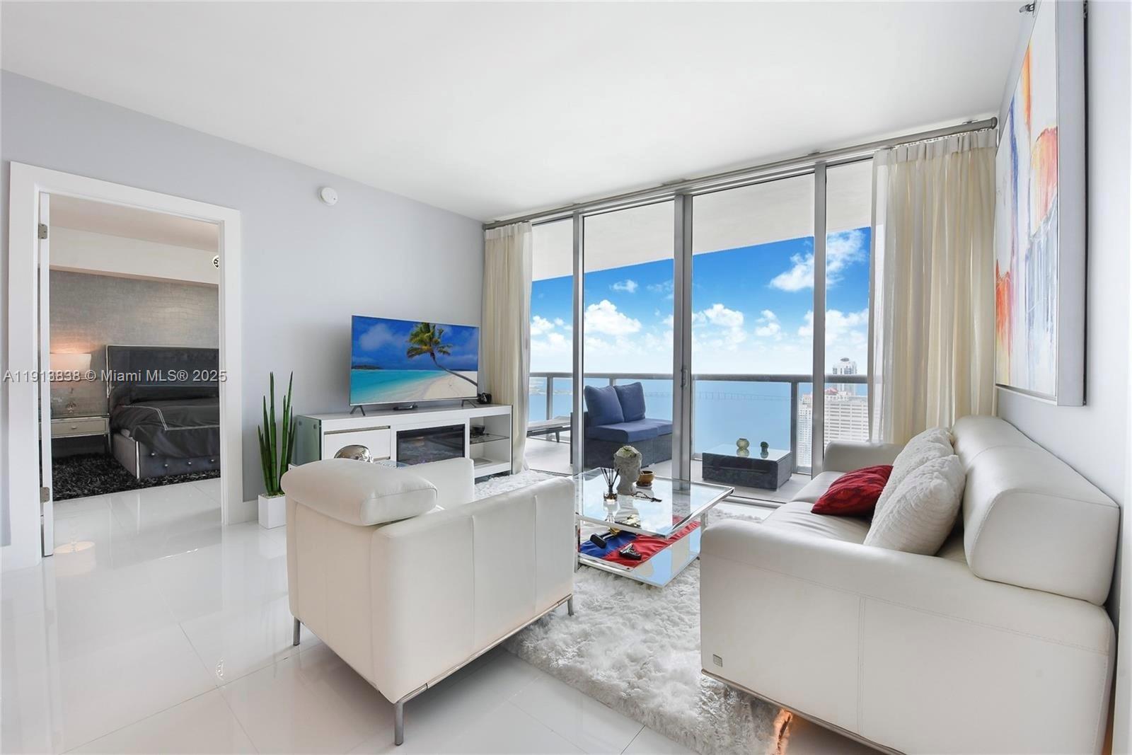 495 Brickell Ave #4505, Miami FL 33131