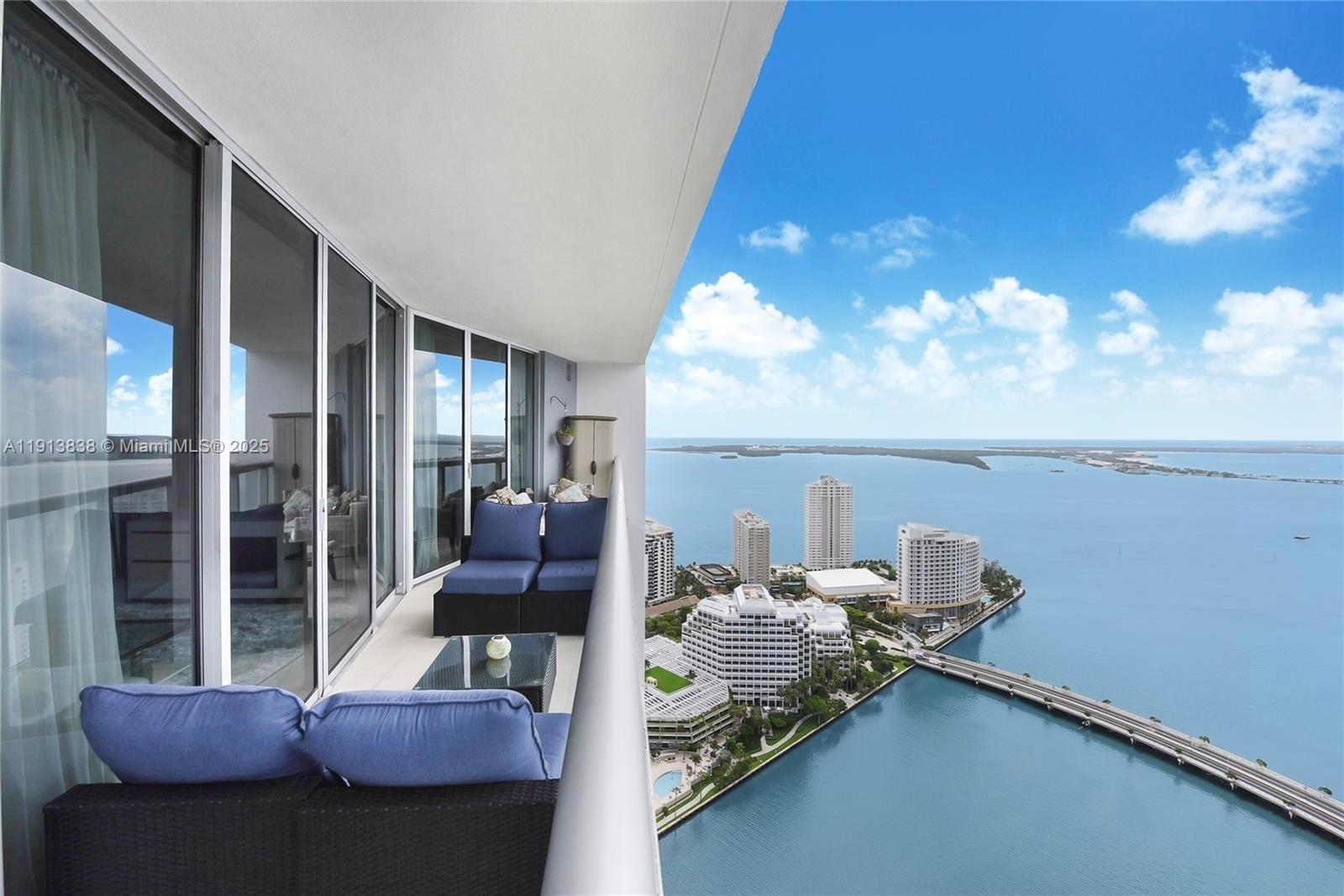 495 Brickell Ave #4505, Miami FL 33131