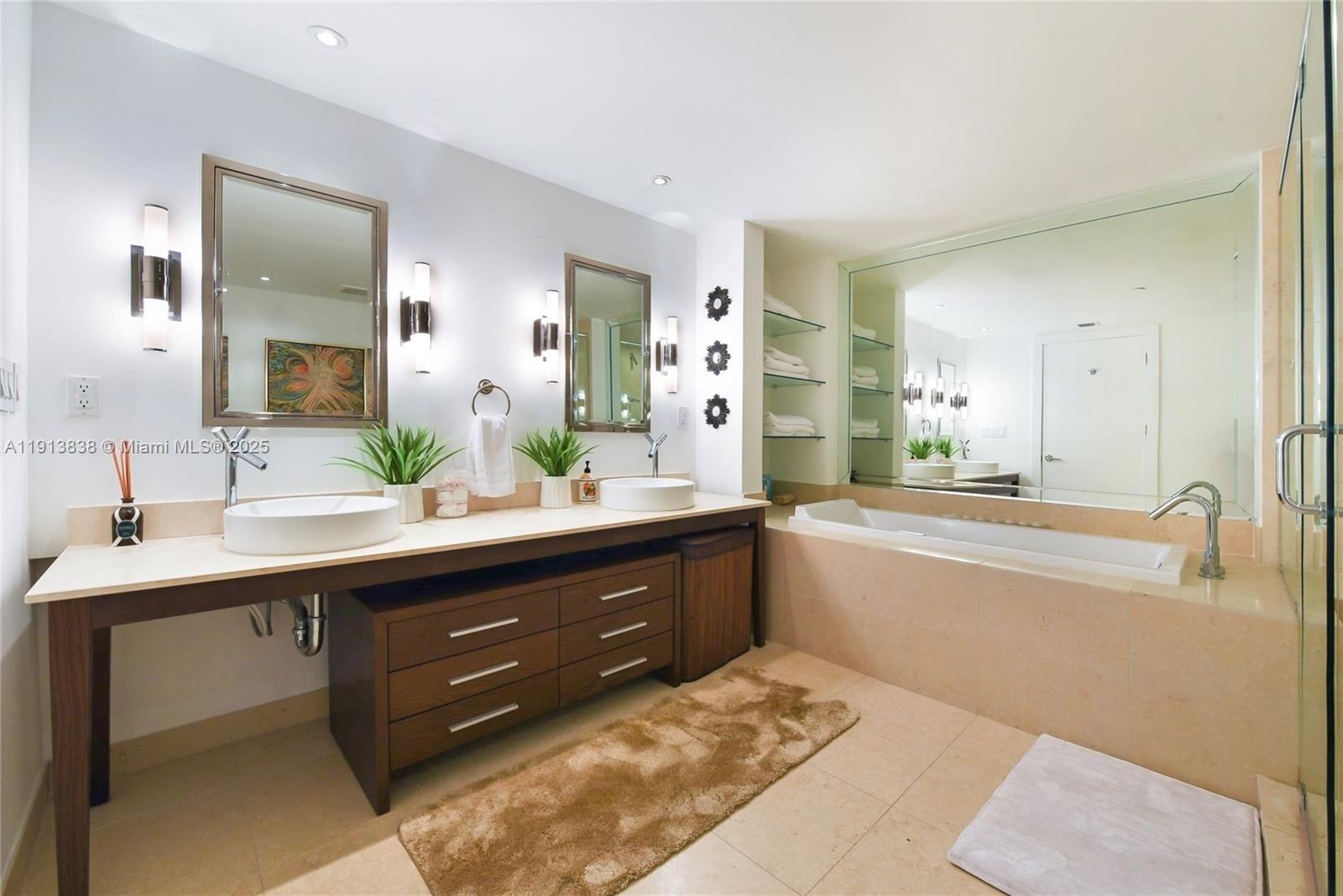 495 Brickell Ave #4505, Miami FL 33131