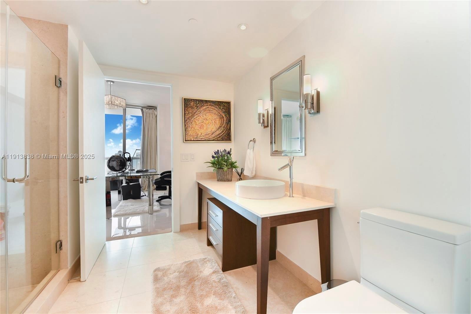 495 Brickell Ave #4505, Miami FL 33131