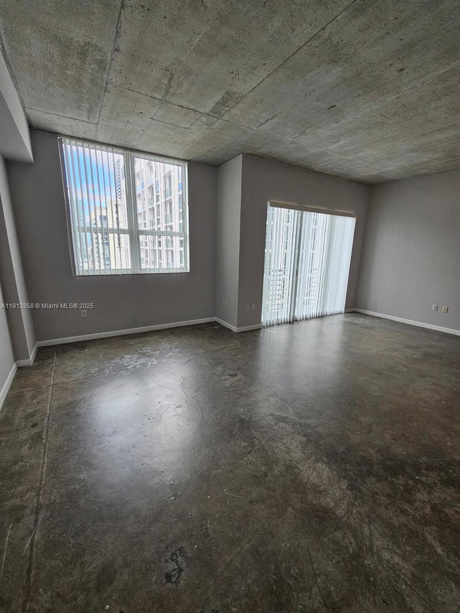 133 NE 2nd Ave #2605, Miami FL 33132