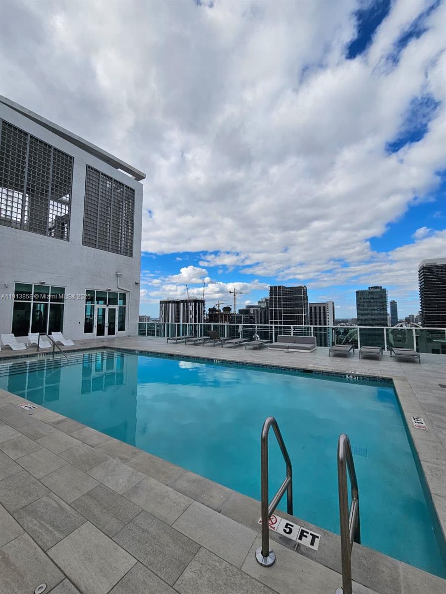 133 NE 2nd Ave #2605, Miami FL 33132
