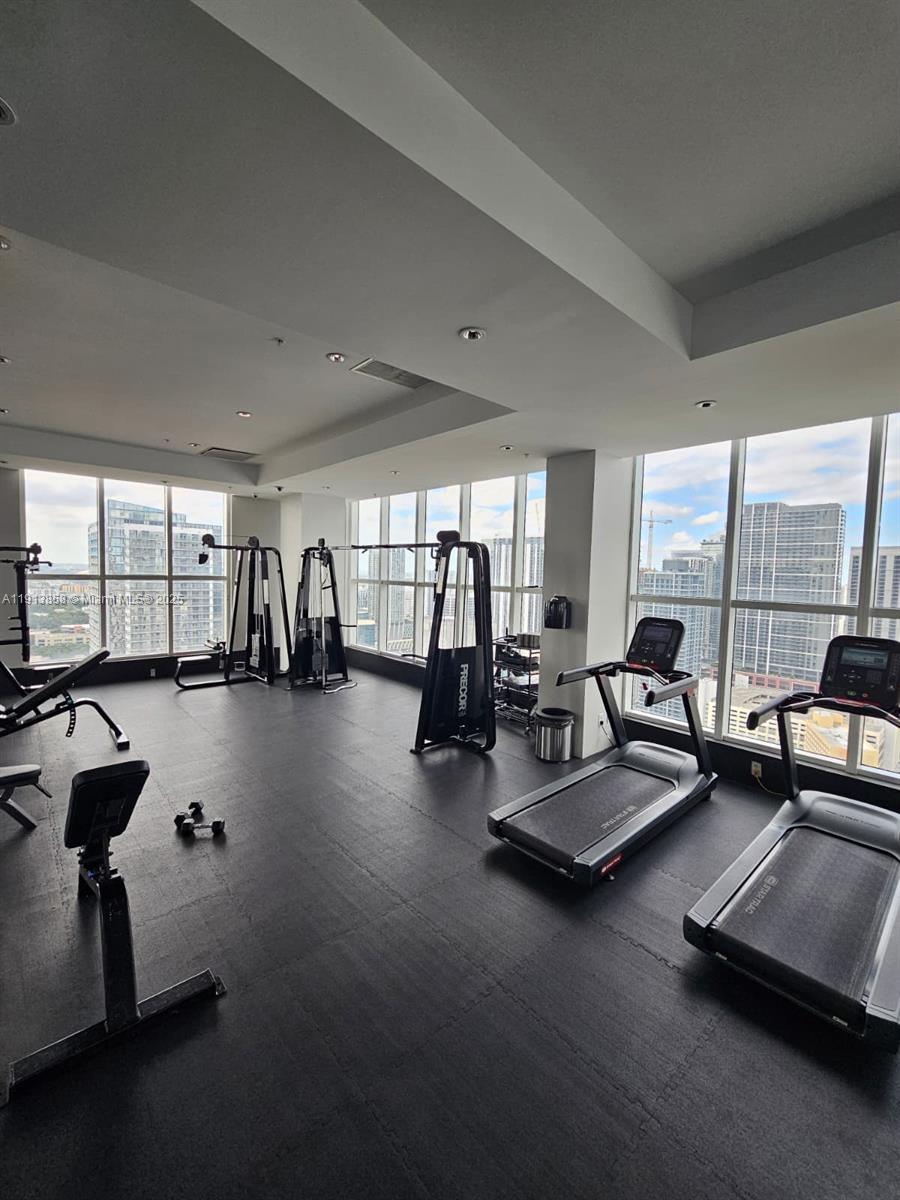 133 NE 2nd Ave #2605, Miami FL 33132