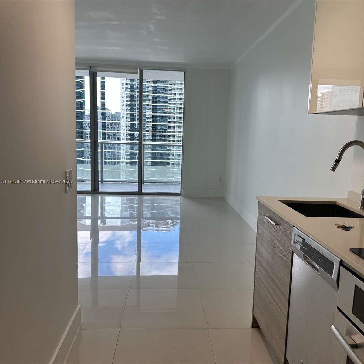 1300 Brickell Bay Dr #2400, Miami FL 33131