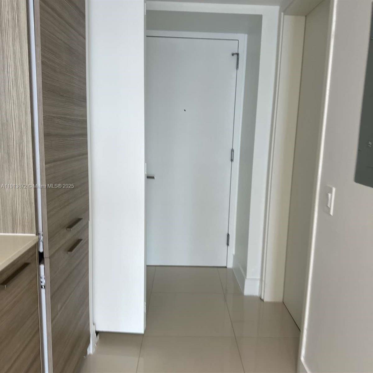 1300 Brickell Bay Dr #2400, Miami FL 33131