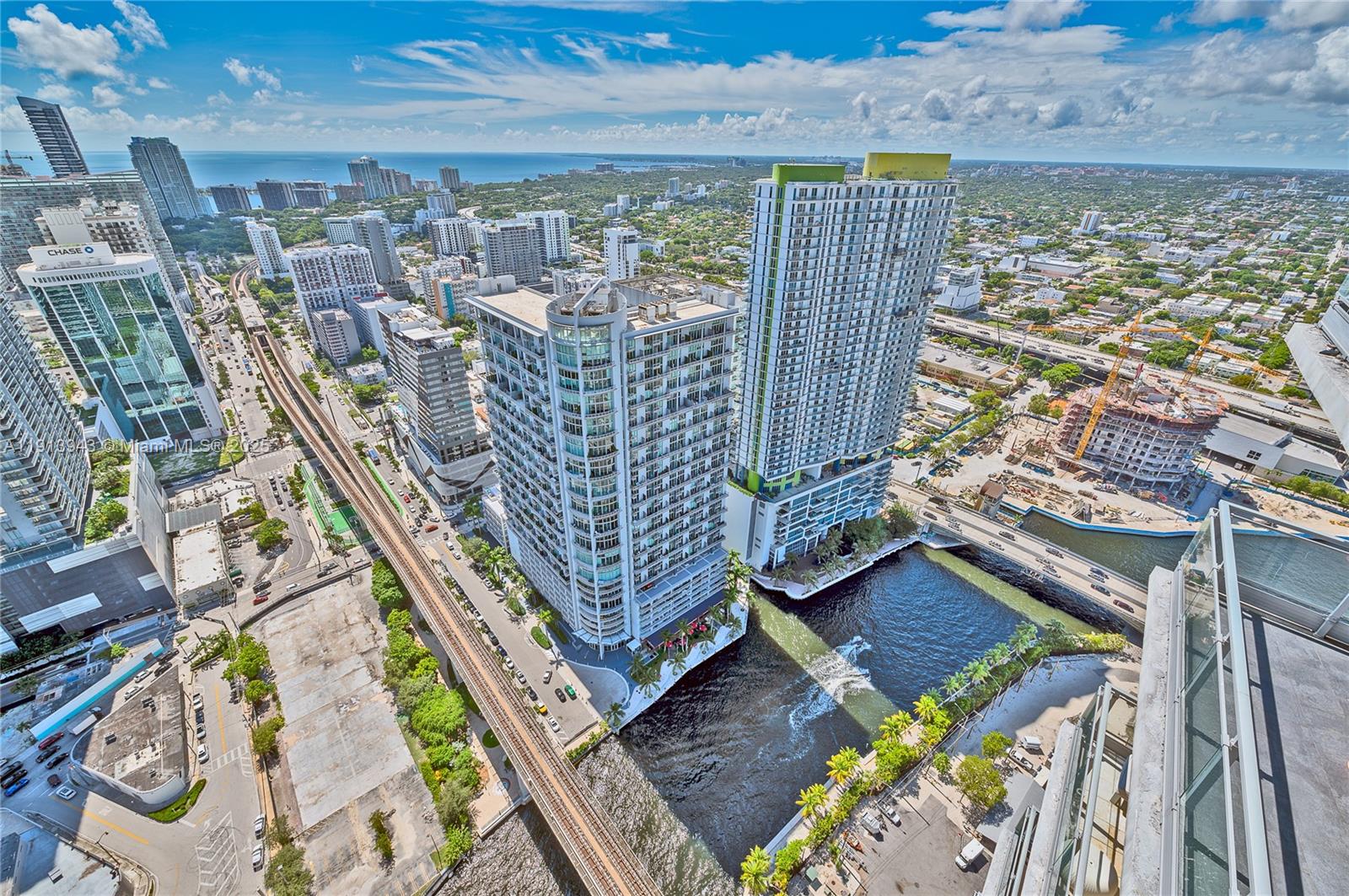 92 SW 3rd St #5004, Miami FL 33130