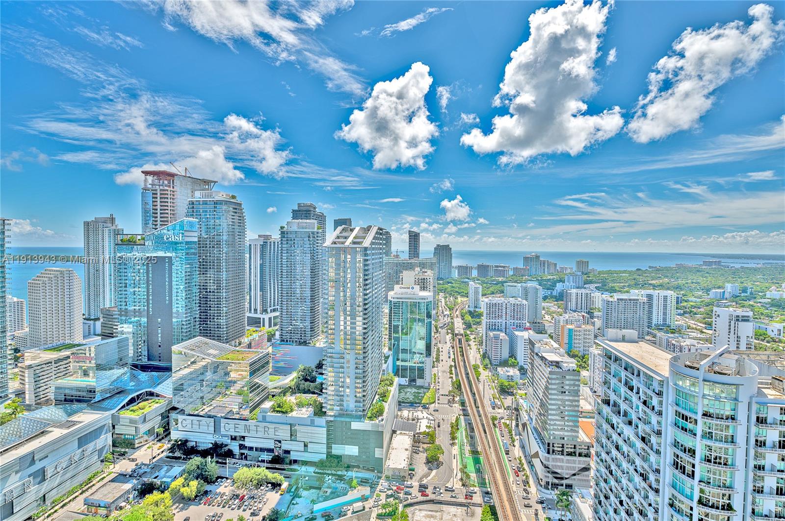 92 SW 3rd St #5004, Miami FL 33130
