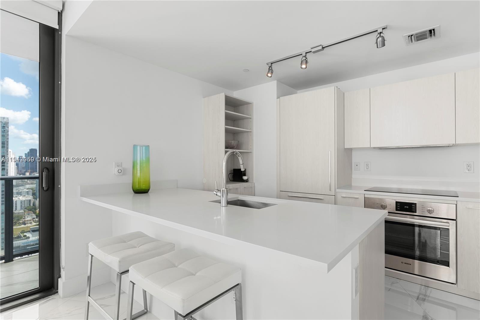 501 NE 31st St #3006, Miami FL 33137