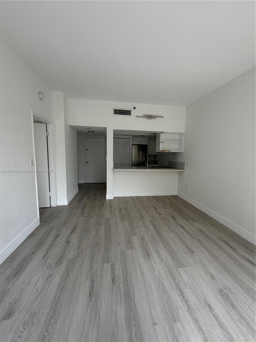 540 Brickell Key Dr #301, Miami FL 33131