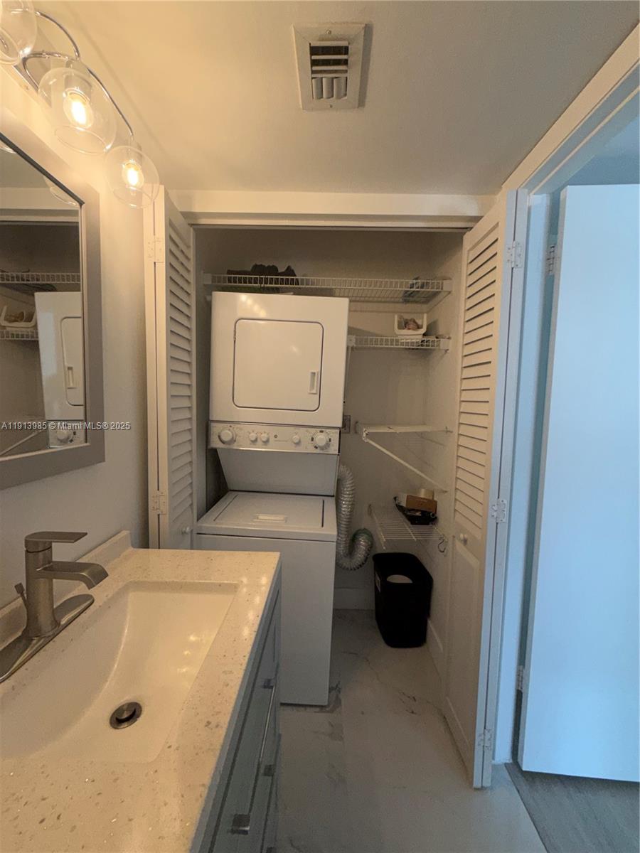 540 Brickell Key Dr #301, Miami FL 33131