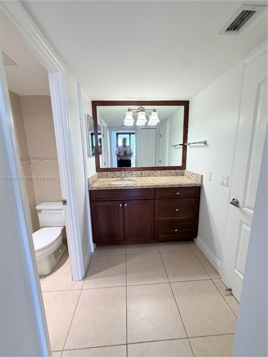 3701 N Country Club Dr #1901, Aventura FL 33180