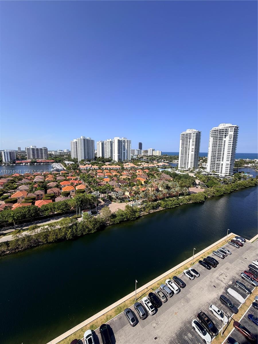 3701 N Country Club Dr #1901, Aventura FL 33180
