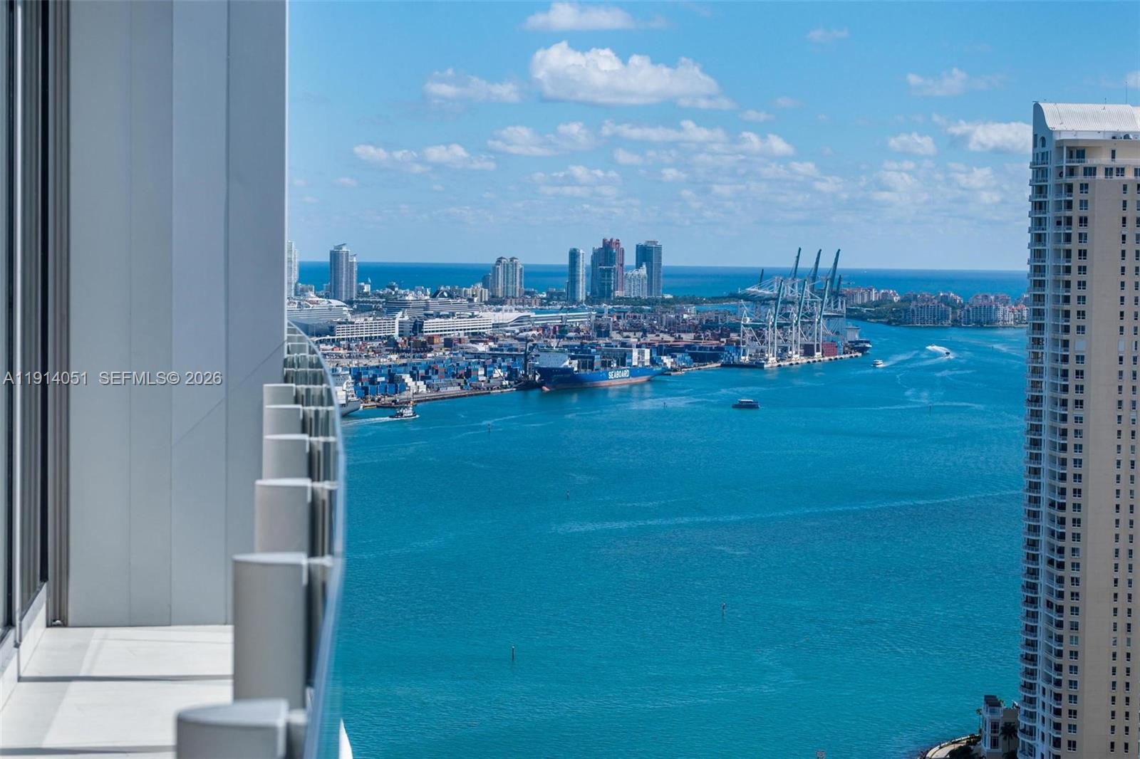 300 Biscayne Boulevard Way #3506W, Miami FL 33131