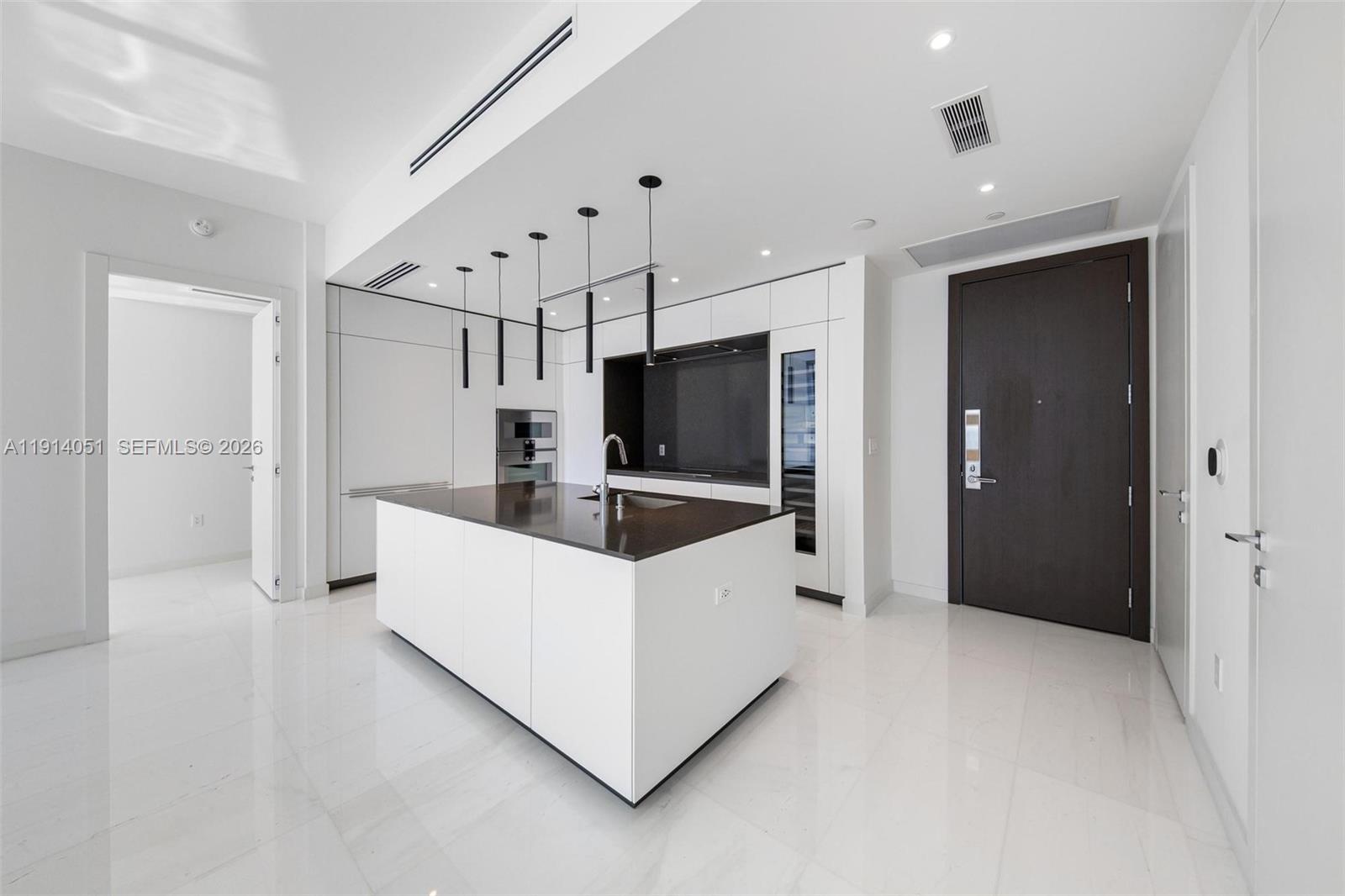 300 Biscayne Boulevard Way #3506W, Miami FL 33131
