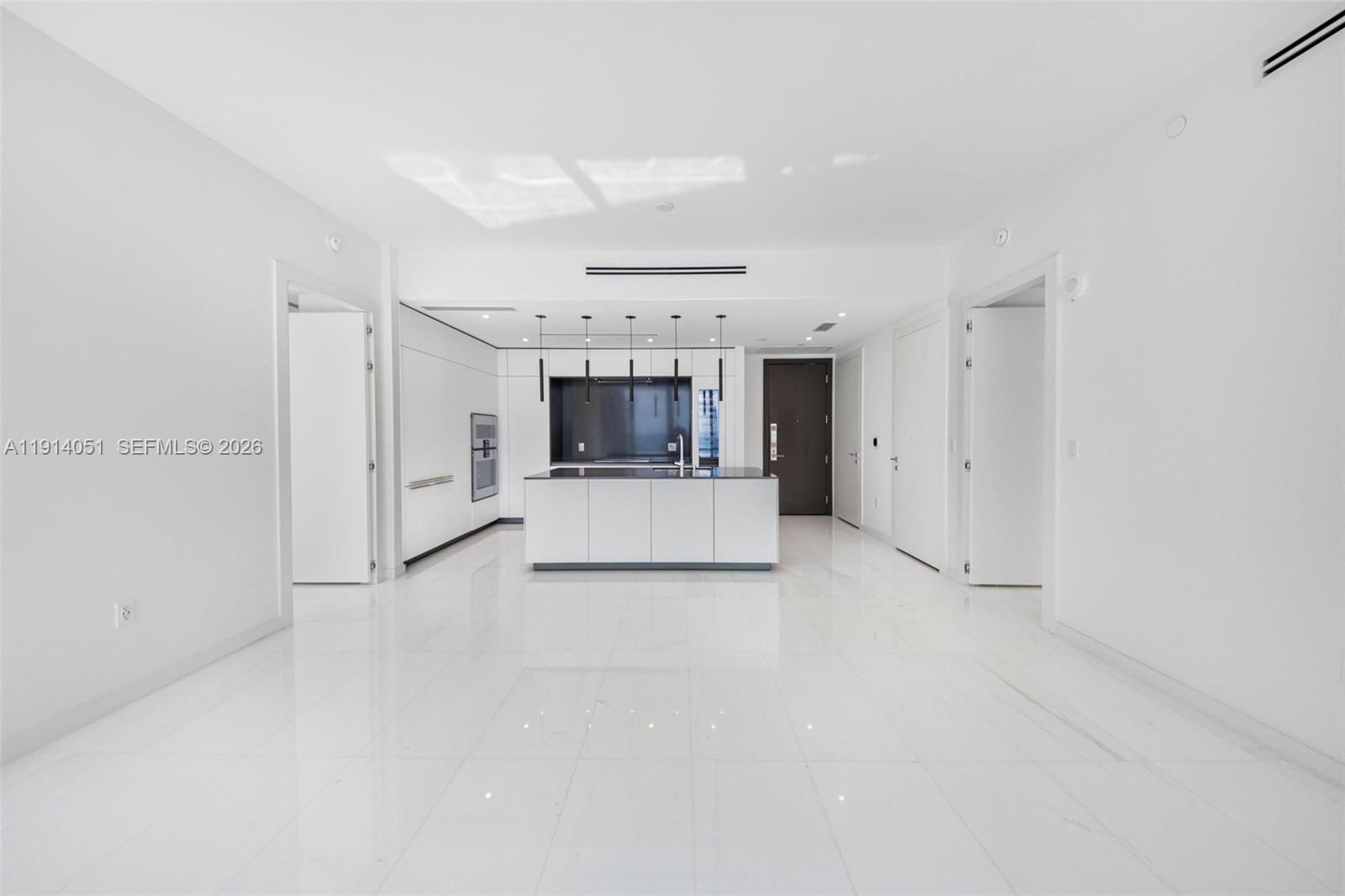 300 Biscayne Boulevard Way #3506W, Miami FL 33131