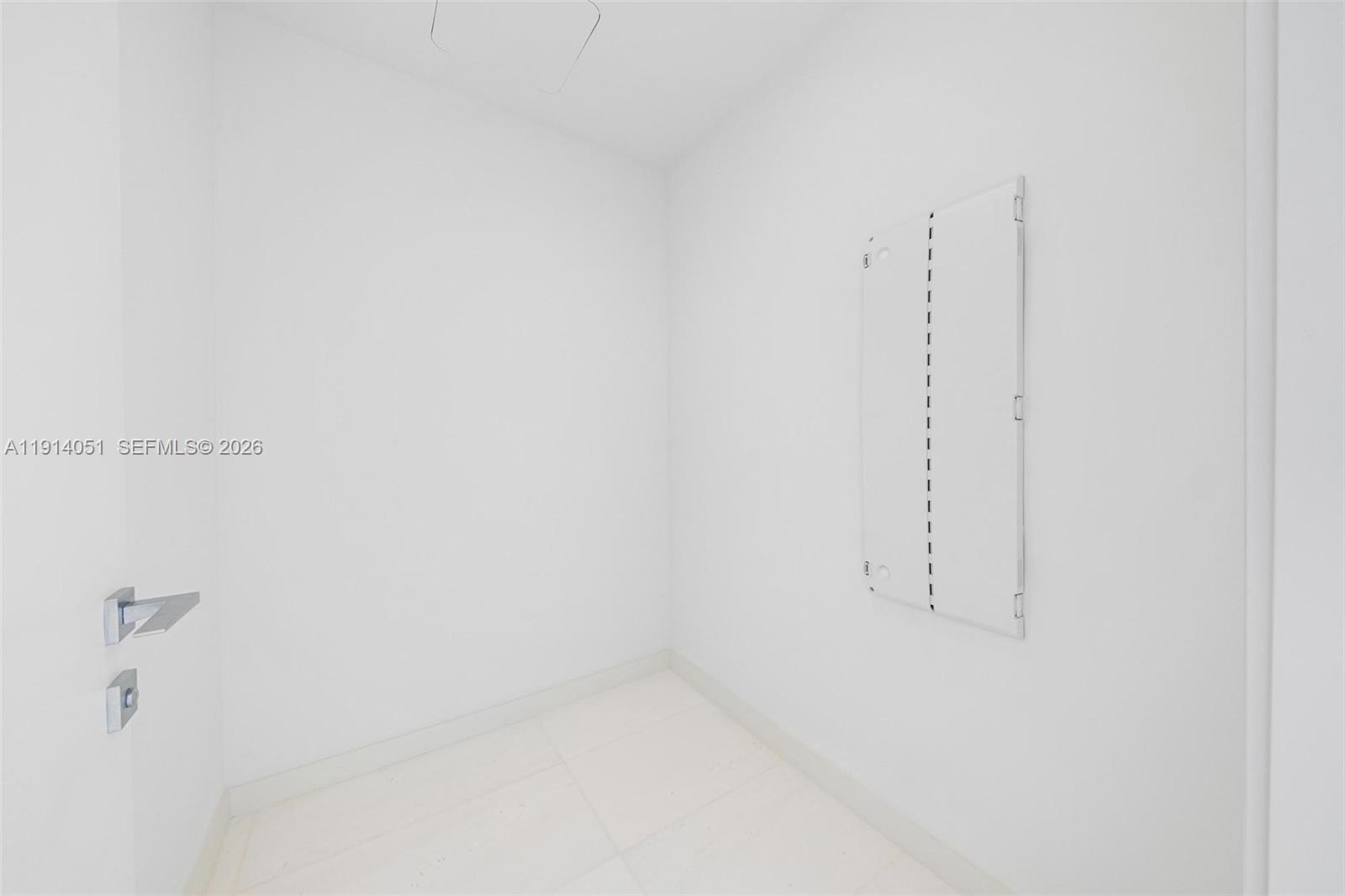 300 Biscayne Boulevard Way #3506W, Miami FL 33131