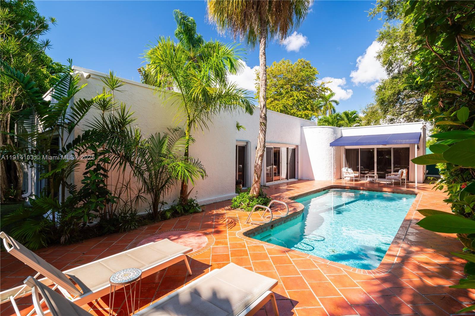 3765 Carmen Ct, Coconut Grove FL 33133