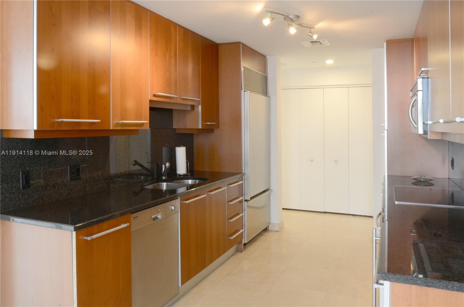 901 Brickell Key Blvd #705, Miami FL 33131