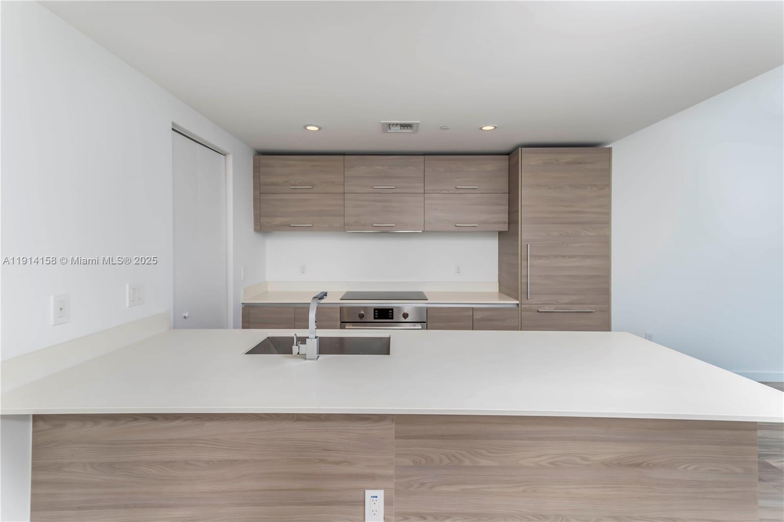 1300 S Miami Ave #2604, Miami FL 33130