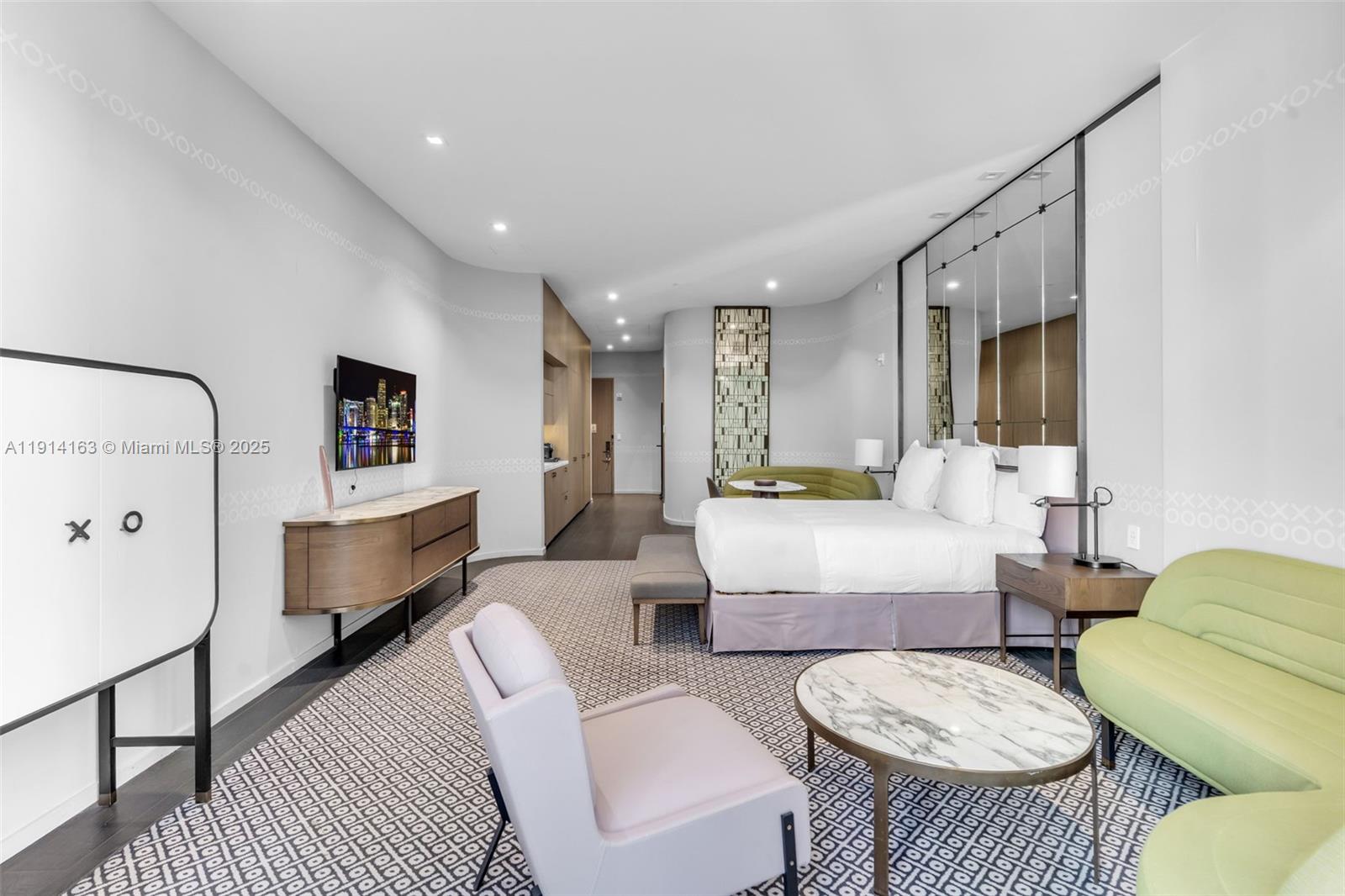 801 S Miami Ave #808, Miami FL 33130