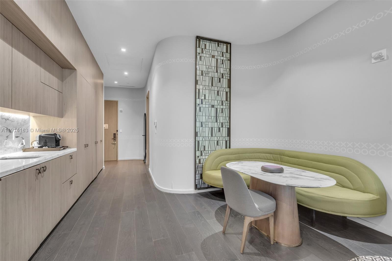 801 S Miami Ave #808, Miami FL 33130